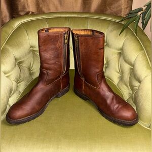 Orvis Men’s Leather  Boots 13D Side Zip Mid-Calf Brown Vibram Sole Made USA